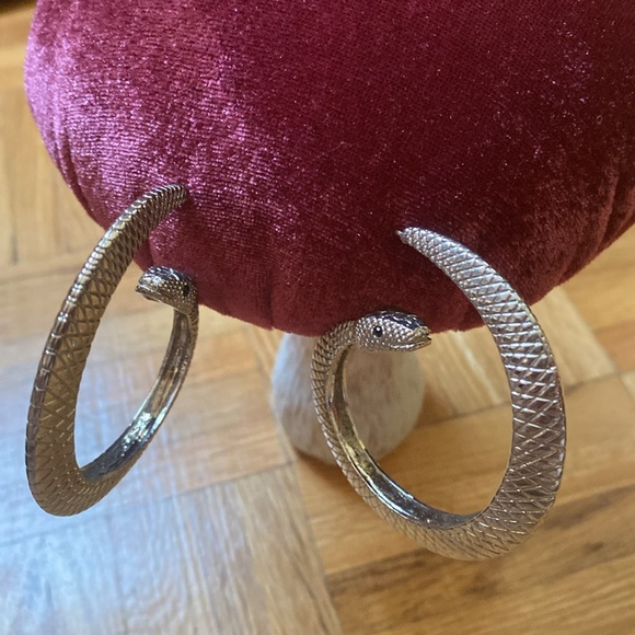 Chunky large Spiral Snake Hoop Earrings, silver tone - Picture 13 of 13